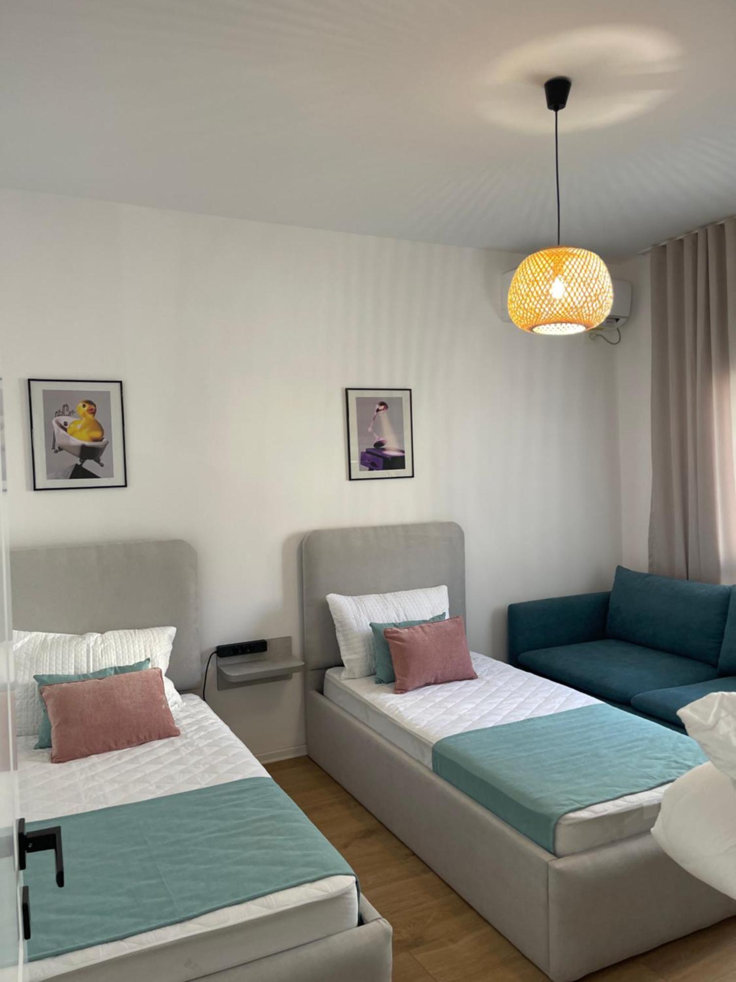 Sunny City Center Apartment Lezhe Luaran gambar
